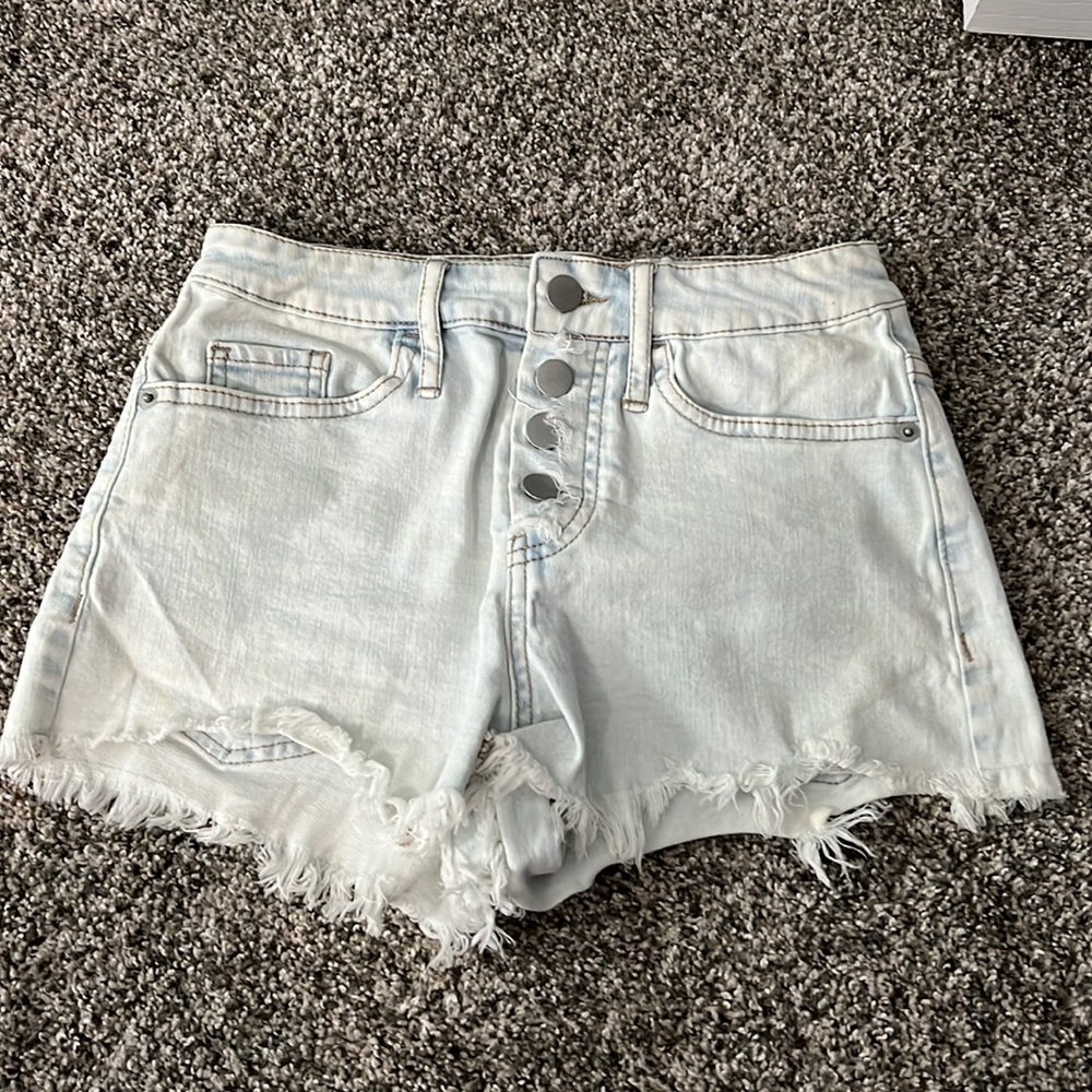 Jean shorts!